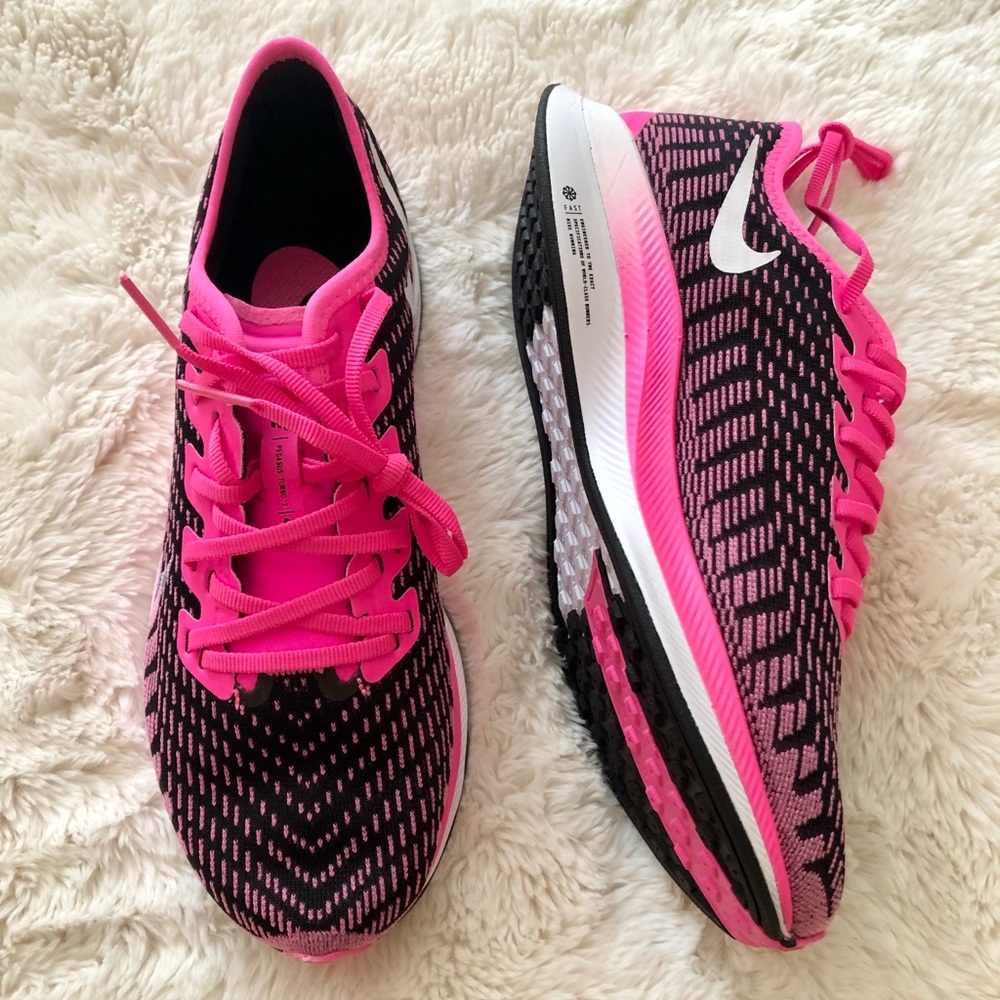 Brand New Women’s Nike Shoes 7